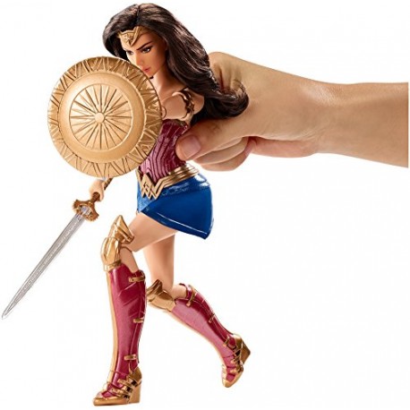 DC&nbsp;Comics 900 FDF39 Wonder Woman Shield Deluxe Doll