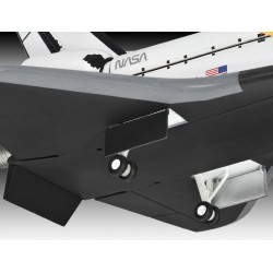 Revell 04544 25.2 cm Space Shuttle Atlantis Model Kit