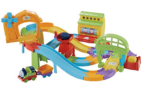 Thomas & Friends FKC87 My First Railway Pals Destination Discovery Playset